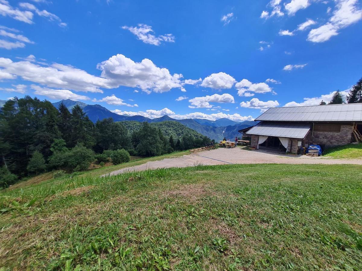 Chalet Chapeau Rar Castel Condino Ngoại thất bức ảnh