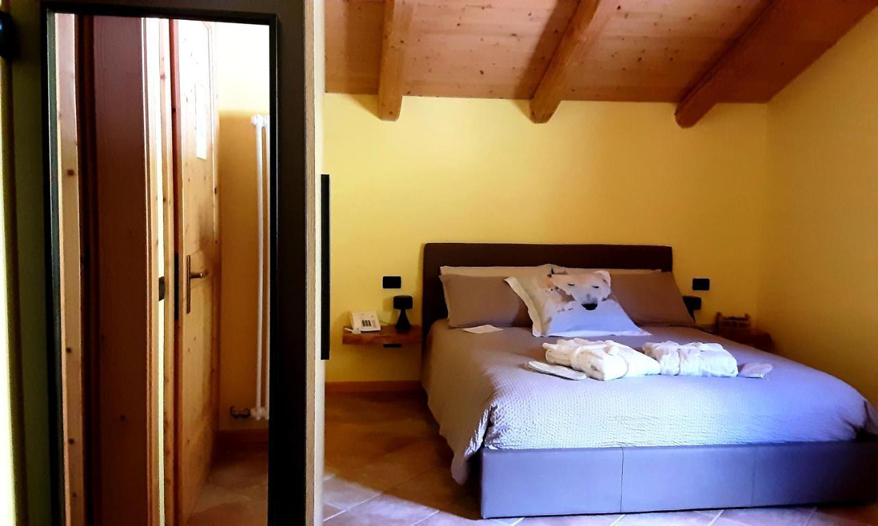 Chalet Chapeau Rar Castel Condino Ngoại thất bức ảnh
